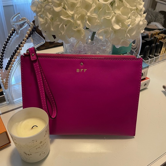 Kate Spade large wristlet - Picture 3 of 5